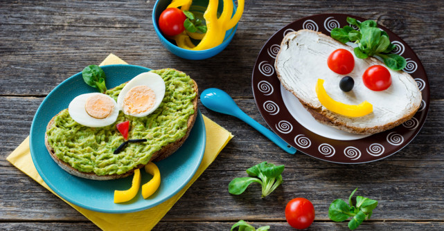 10 Farfurii jucăușe: idei de a orna mâncarea pentru copii