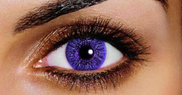 Lentilele de contact violet, alegerea celor care isi doresc sa fie in tendintele anului 2018