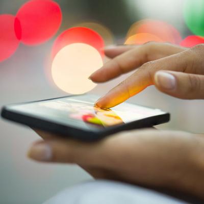 STUDIU: Telefonul mobil ne afecteaza sanatatea - afla cum