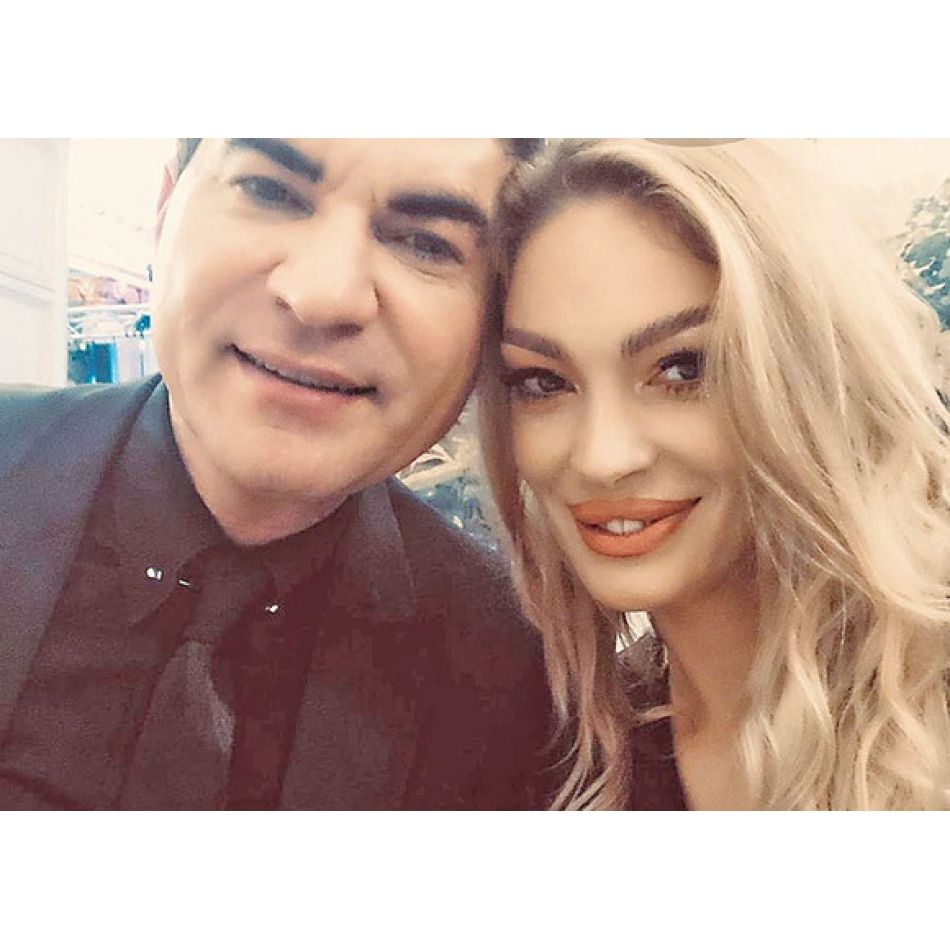 Valentina Pelinel, copilărie plină de suferință. Tatăl fotomodelului a murit la 15 ani 