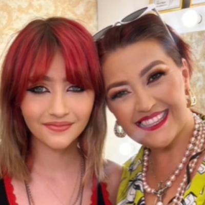 Sumayla, fiica regretatei Rona Hartner, și-a sărbătorit majoratul în Franța, alături de familie și prieteni
