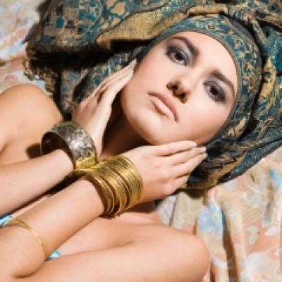 Moda turbanelor. Tu ai purta asa ceva?