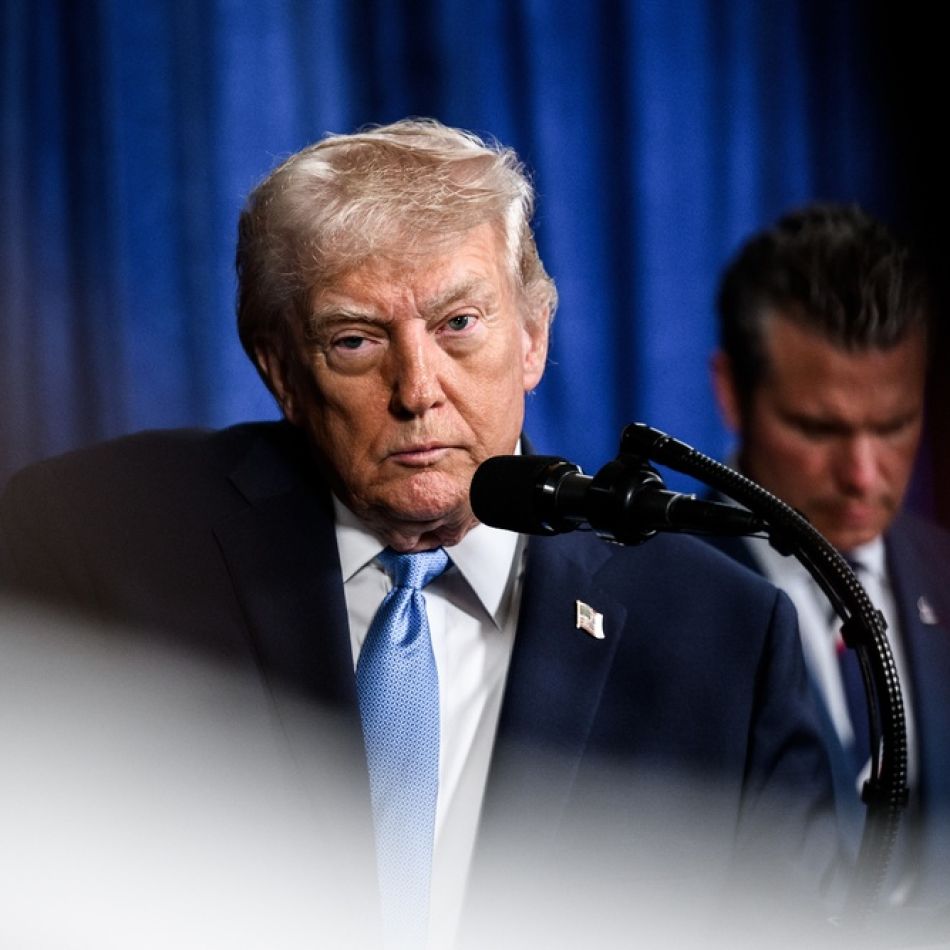 Iranul răspunde ironic avertismentelor lansate de Donald Trump privind Strâmtoarea Ormuz: Ia-o mai uşor, tigrule...