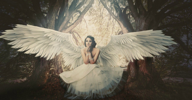 Horoscop: Ingerul lunii in care te-ai nascut  