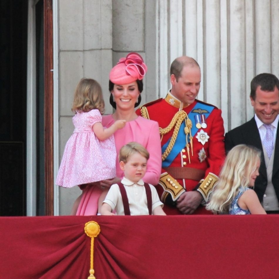 Pe urmele Reginei: Top 5 momente în care Catherine, Prințesa de Wales, a purtat haine inspirate de ținutele Reginei Elisabeta II