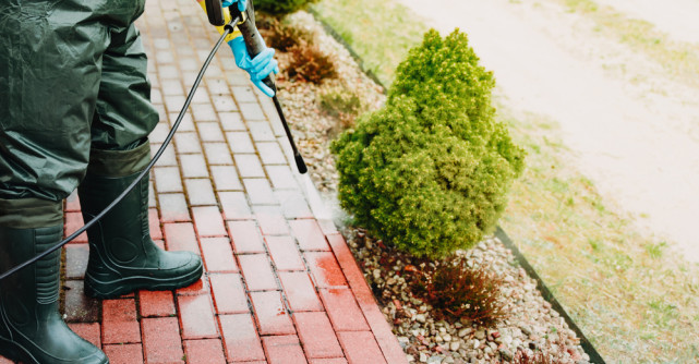 Cum să cureți și să întreții pavajele pentru o durată de viață mai lungă?