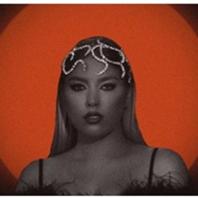 De ziua ei, JO lansează piesa Puerto Rico, în primă audiție live  la petrecerea aniversară