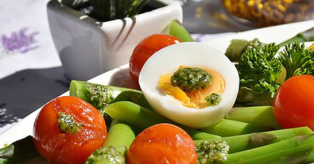 Dieta cu OUA fierte: SLABESTI 1 Kg pe zi