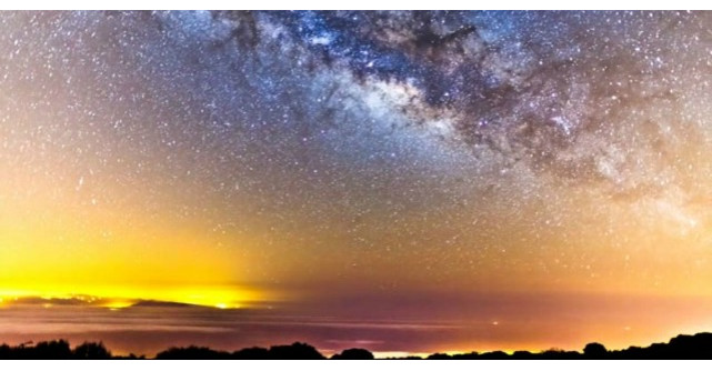 Video: Acest barbat a filmat cerul timp de 7 zile. Ce a vazut te va lasa masca