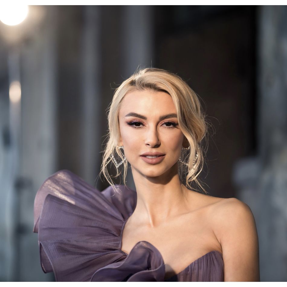 Andreea Bălan lansează Posibil imposibilul, o melodie specială despre încrederea în sine 