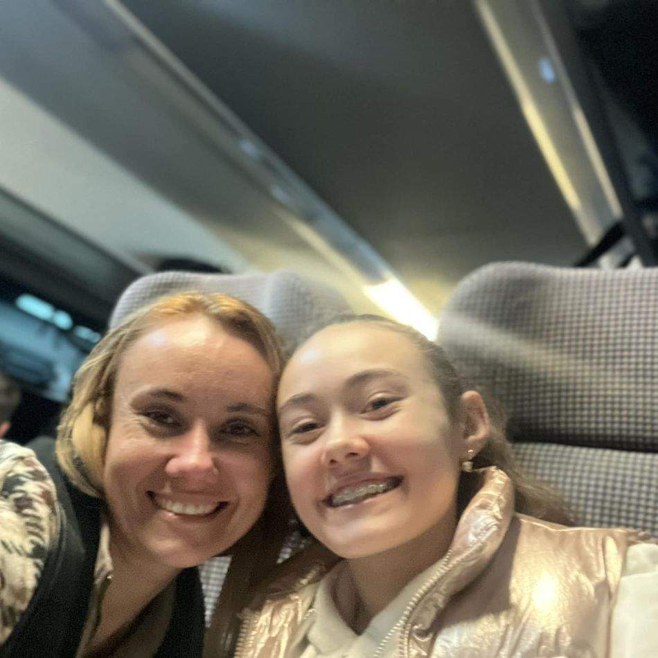 Oana Ioniță și fostul ei soț au stabilit custodia și domiciliul copiilor: Isabel va locui la mine și Maxim, la Florin...