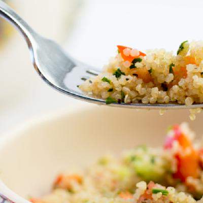 Câte calorii are quinoa și cât este de sănătos să o consumăm?
