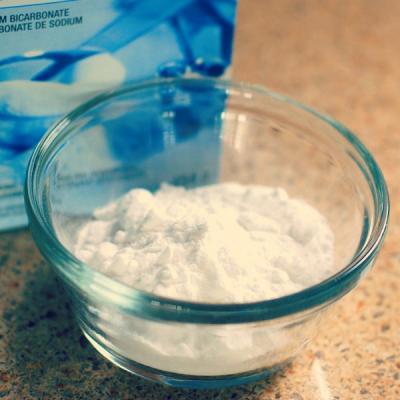4 Motive sa te imprietenesti cu bicarbonatul de sodiu