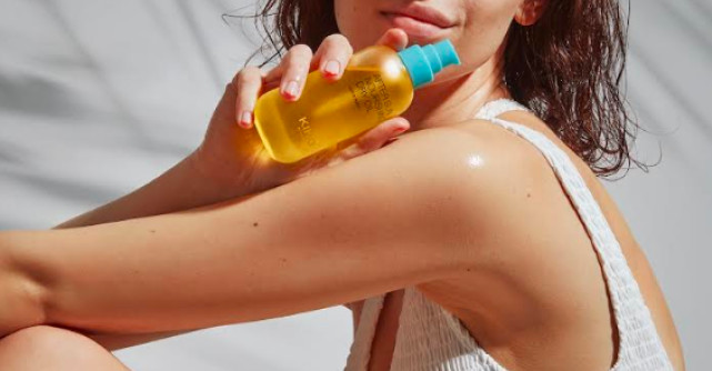E VARĂ LA KIKO MILANO: ZILE SCĂLDATE DE SOARE CU NOUA LINIE SUNCARE