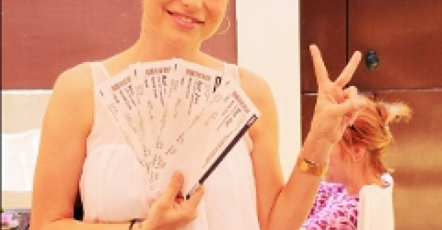 Jojo s-a intalnit cu castigatorii premiilor DEO Fest