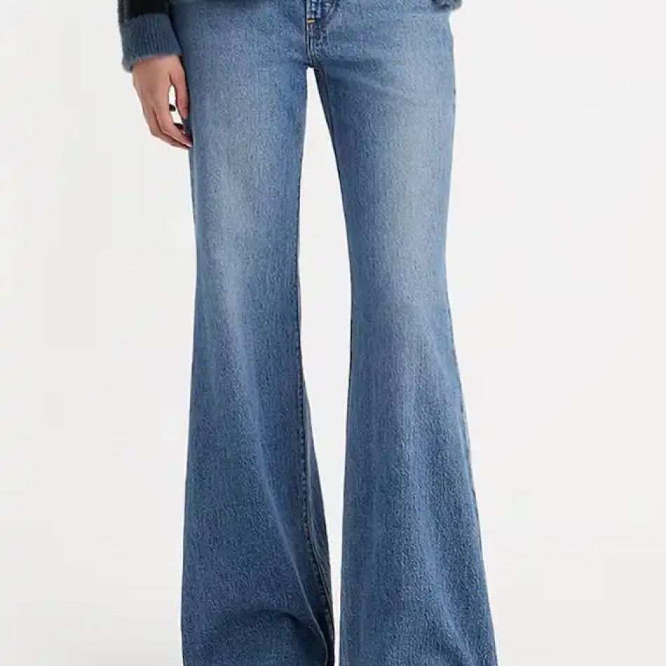 20 de piese din denim care să nu-ți lipsească din dulap în această primăvară