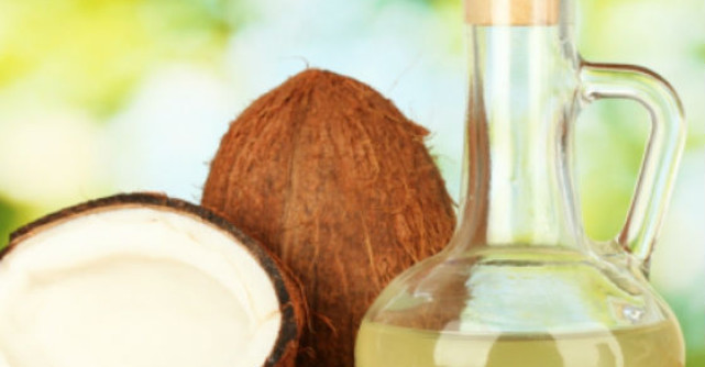 11 Tratamente Ayurvedice pentru firele albe