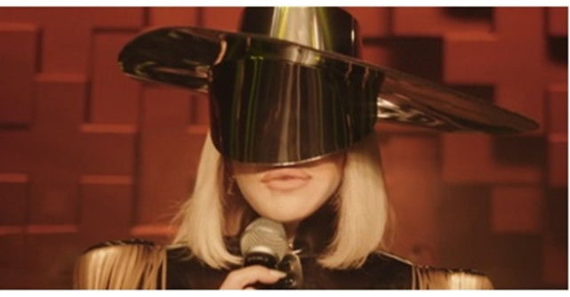 LOREDANA lanseaza single-ul Dans, Dans, Dans, un îndemn către iubire și distracție, pentru toate nopțile de vară