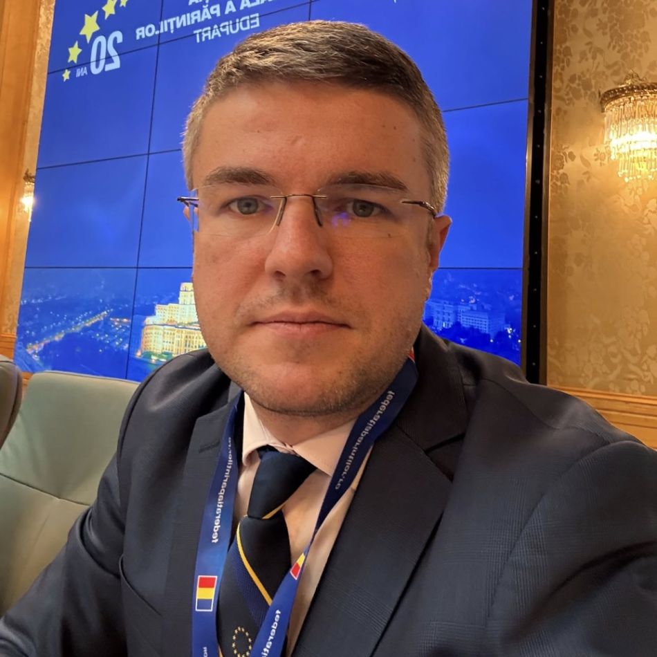 Cine este Irineu Darău, senator USR propus ministru al Economiei: Olimpic la matematică și istorie