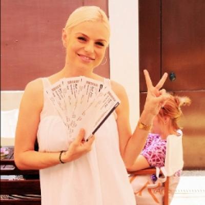 Jojo s-a intalnit cu castigatorii premiilor DEO Fest