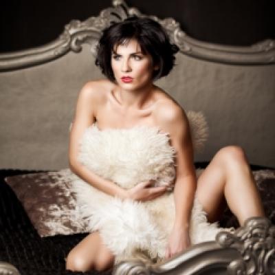 Ellie White: Incerc sa am un stil de viata echilibrat!