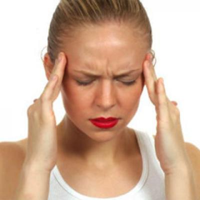 9 Tratamente naturiste care combat durerile de cap