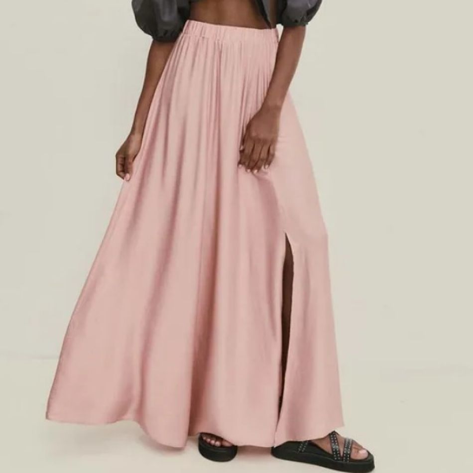 20 de fuste de vară. Descoperă modelele care nu trebuie să-ți lipsească din dulap!   