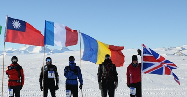 7card organizeaza concursul  