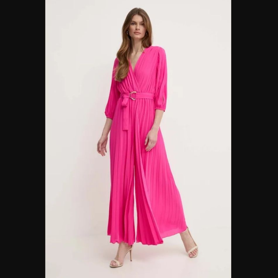 20 de salopete de damă. Cum le purtăm în funcție de siluetă? Tendințe și recomandări pentru anul 2024