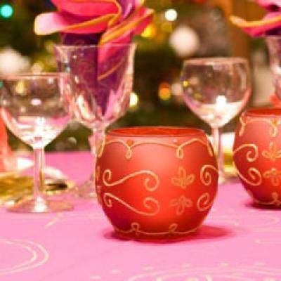 Decor romantic pentru o seara de Craciun in Doi