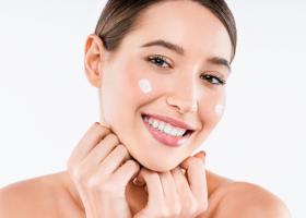 Ten deshidratat? 3 creme care te vor ajuta sa scapi de această problema