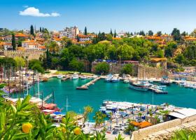 Antalya, dincolo de plajele însorite: O călătorie în trecutul și prezentul orașului mediteranean