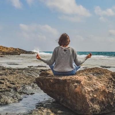 Legea vibratiei - totul in lume e conectat: Universul te ajuta sa evoluezi constant