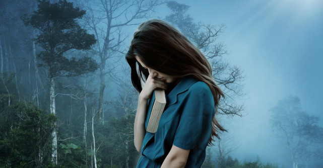 Să scrii înseamnă să îți asculți gândurile.  Un interviu cu scriioarea Cristina Zărioiu