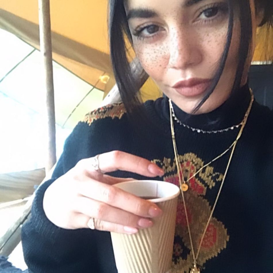 Vanessa Hudgens, cu burtica de gravidă la vedere la Premiile Oscar! Actrița așteaptă primul ei copil