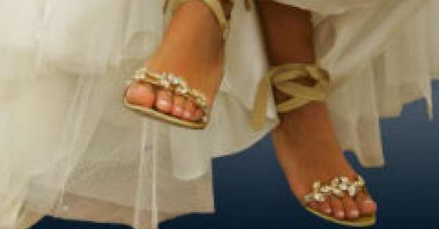 25 Cele mai fashioniste sandale pentru nunta si cununia civila