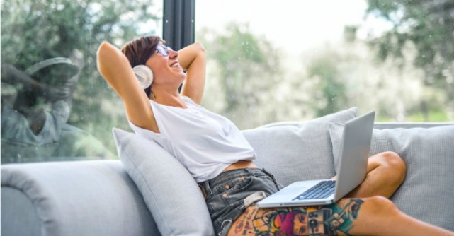 Cum îți reglezi rutina și programul de somn în vreme de pandemie