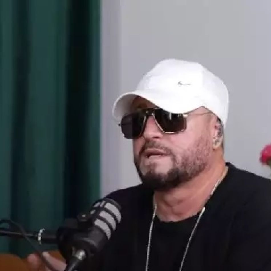 Cătălin Botezatu, despre motivul pentru care alese să își picteze unghiile cu negru: M-am săturat să spun...