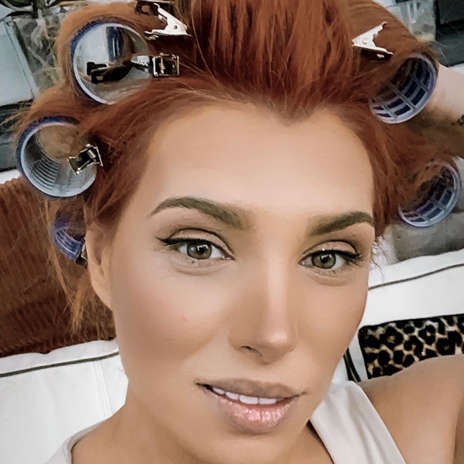 Sorana Darclee și-a înmormâmntat mama! Anunțul trist făcut de vedetă