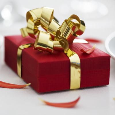 5 moduri creative pentru a impacheta cadourile de Pasti