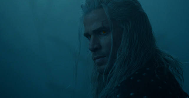Netflix dezvaluie primele imagini cu Liam Hemsworth in rolul lui Geralt din Rivia
