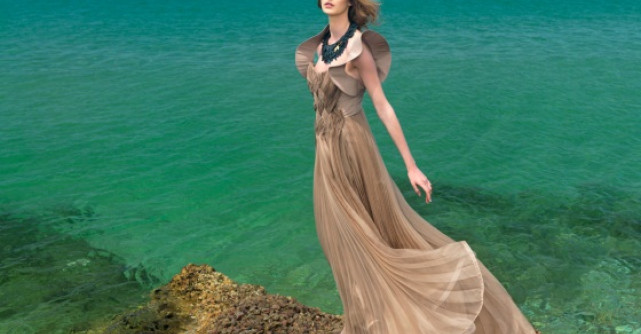 Designerul lunii august, Natalia Vasiliev: Imi place sa stiu ca undeva, cateva femei sunt cu adevarat fericite si datorita mie