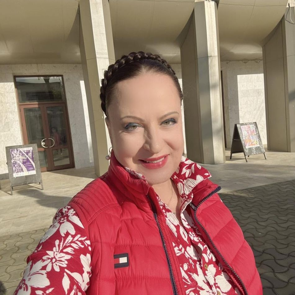 Maria Dragomiroiu, apariție spectaculoasă la cei 70 de ani. Artista a cucerit internetul cu imaginile de la plajă
