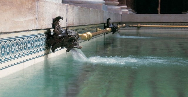 Apa sărată tratează celulita