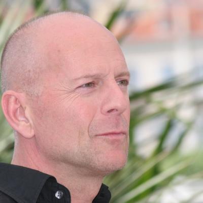 Bruce Willis, separat de familie după agravarea demenței. Decizia dificilă luată de soția sa