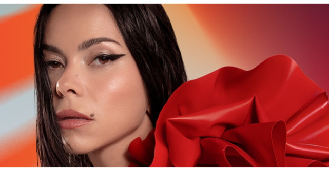 INNA dă startul turneului european Echoes cu un moment emoționant pe străzile Parisului 