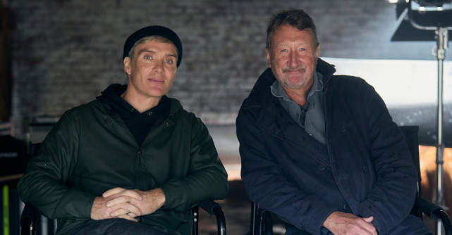 Cillian Murphy si Steven Knight s-au reunit pe platourile de filmare ale filmului Peaky Blinders. Primele imagini