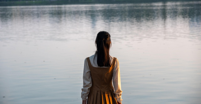 'Mă iubesc, te iubesc'. Un ghid pentru dezvoltarea relațiilor sănătoase în epoca interacțiunilor online