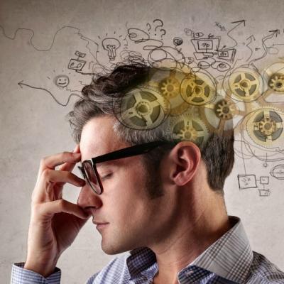 Wall-Street: Tastatura vs. scrisul de mana: de ce pixul iti ajuta creierul