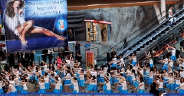 Vezi aici dansul zeitelor Venus cu Andreea Balan